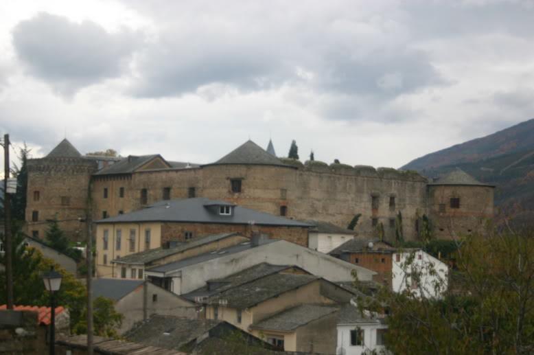 Apartamentos El Camino Villafranca Del Bierzo Exteriér fotografie